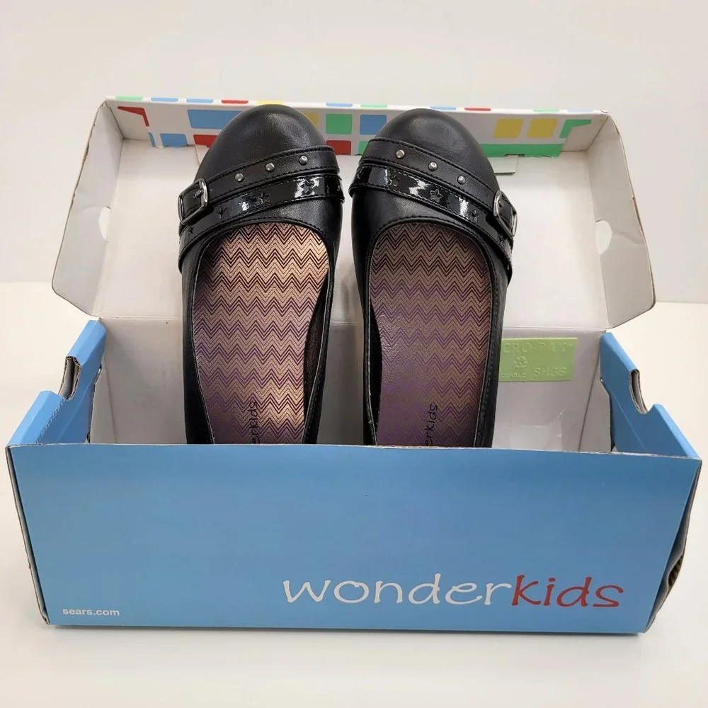 Wonder Kids Kathy Girl's Flats Slip Resistant Black US Size 1 NIB